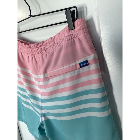 Chubbies Men's on‎ the Horizons 5.5in Stretch Swim Trunk Board Shorts Pink Small - Picture 7 of 13
